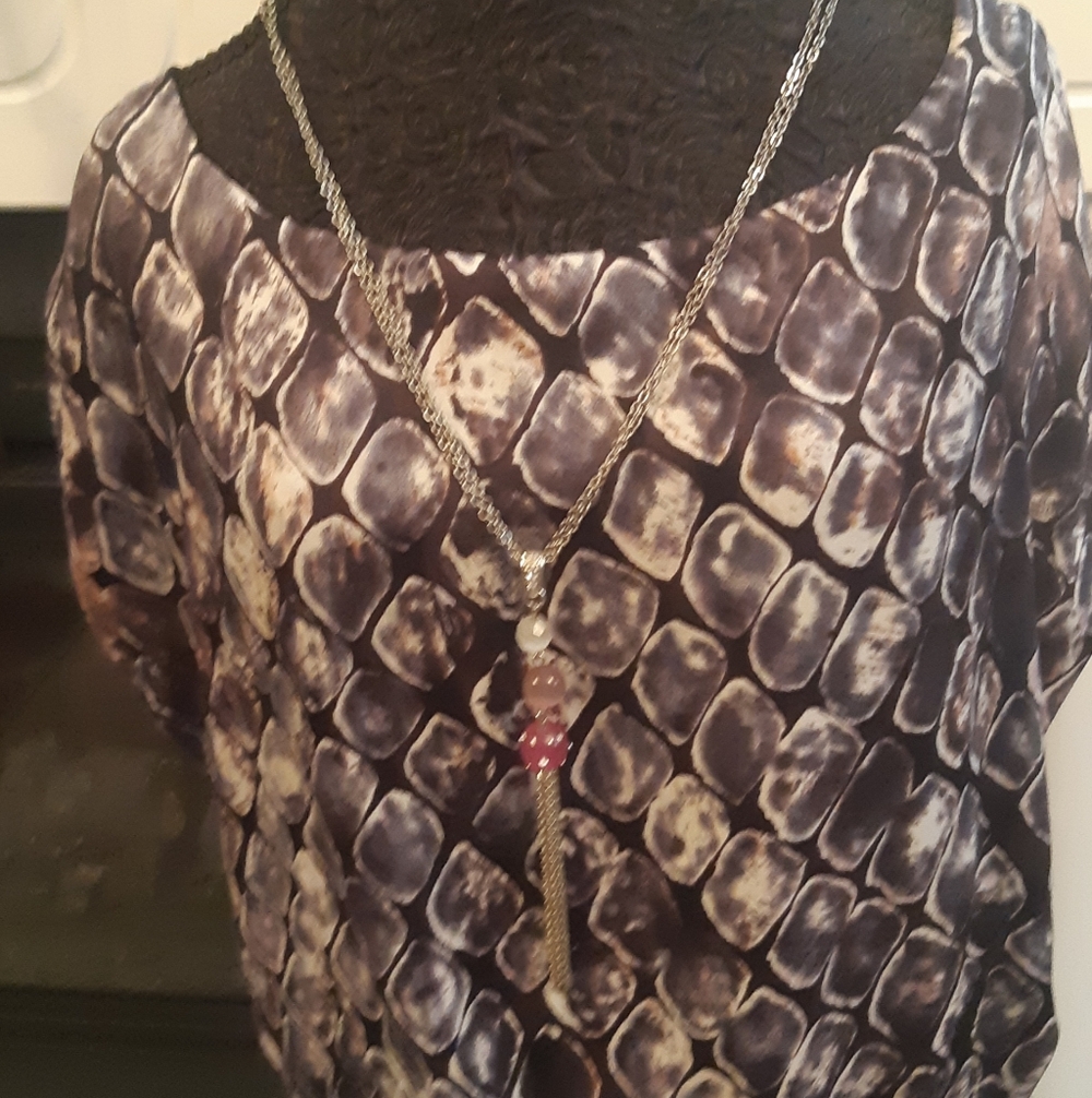 Pre-loved In New Like Condition Chic Cap Sleeve  Black and Gray Dress